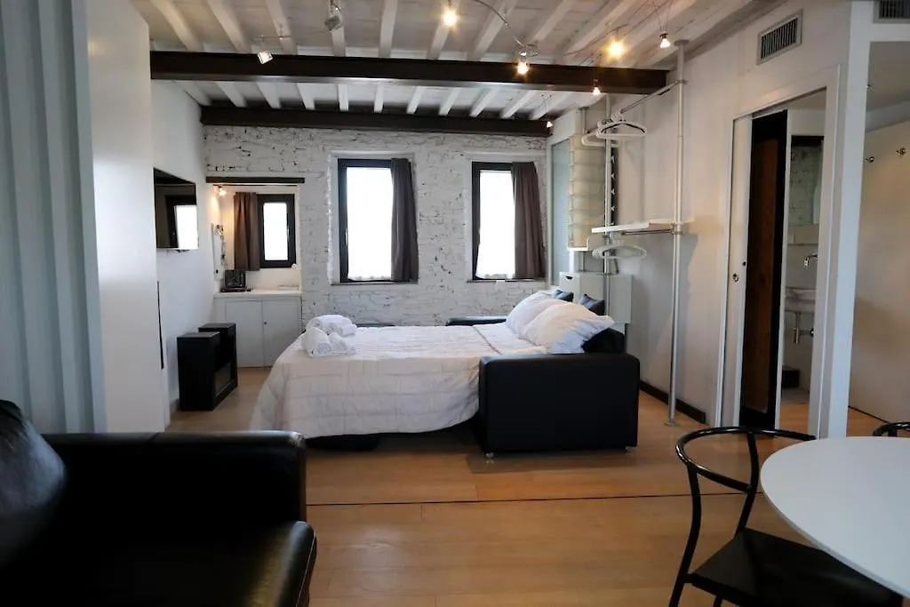 Appartamento Loft Santa Chiara - Affitti Brevi Italia Lucca Italia